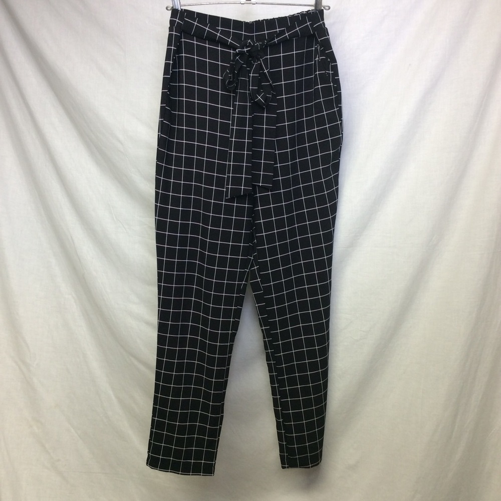 Mosaic & Co Women Black White Check Pull On Pants